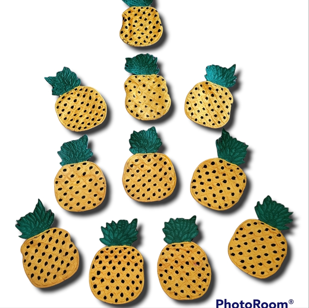 PINEAPPLE DRINK COASTERS 11 PIECE HOME EMBROIDERED SATIN YELLOW GOLD